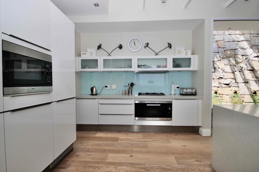 4 Bedroom Property for Sale in Clifton Western Cape